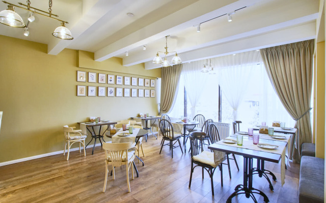 Jasmine Hotel