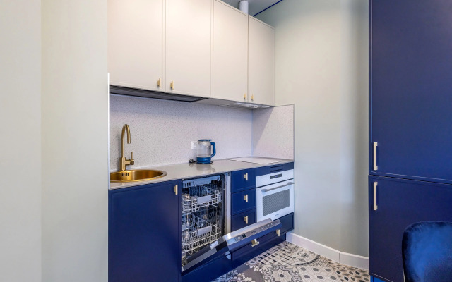 Квартира MyHomeYourHome на Невской 19