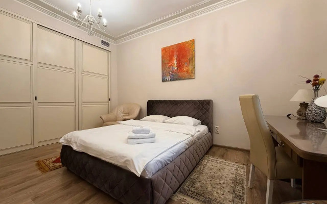 4-komnatnye HomeApart pr-t Nezavisimosti, 23 Apartments