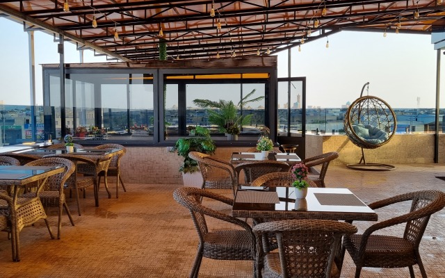 Samarqand Darvoza Hotel