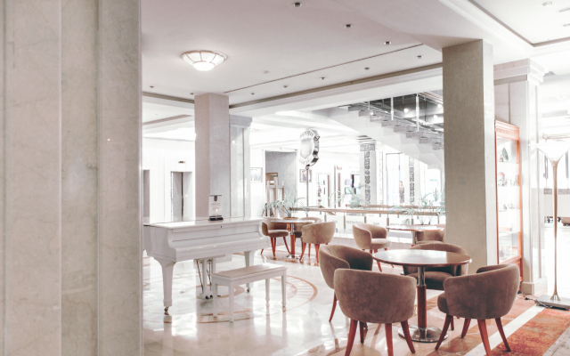 Don Plaza Congress Hotel