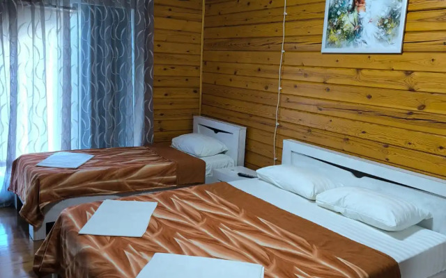 Favorit Private house