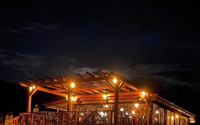 Отель Yediburunlar Lighthouse Boutique & Restaurant