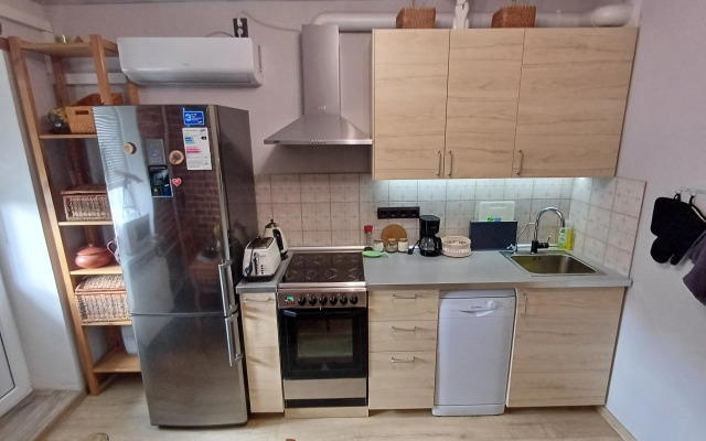 1-Ya na Petrovskom Flat