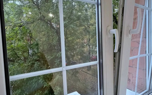 Apartamenty Light Beige u metro Okruzhnaya