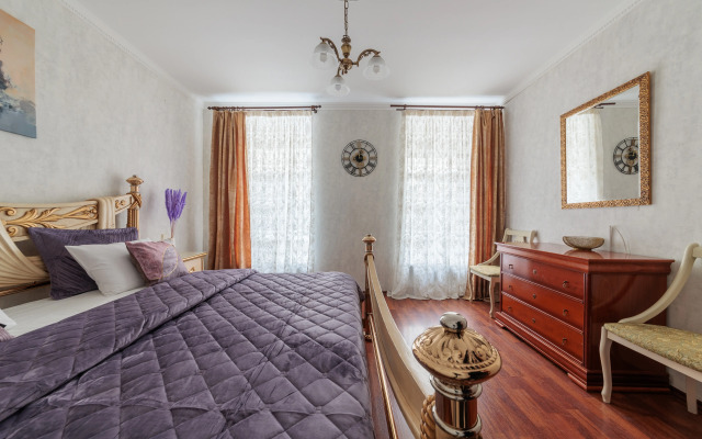 Квартира Трехкомнатная на Невском 45 DereMRents ДереМРентс