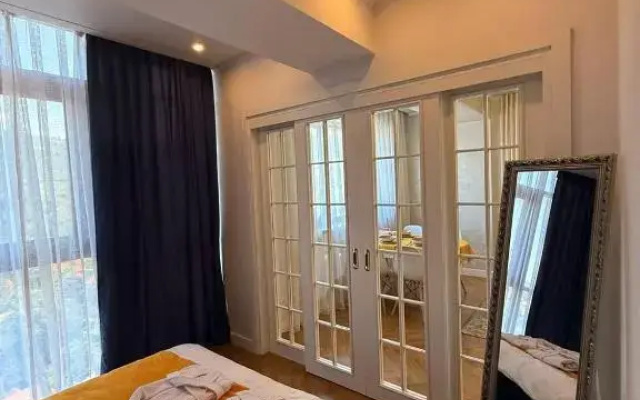 Апартаменты Latifa Residence