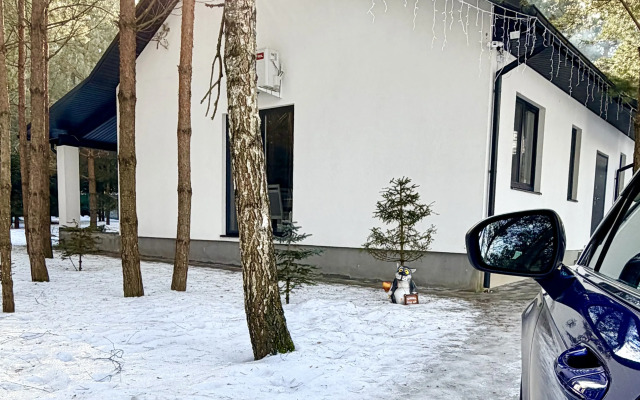 Частный дом Премиальный семейный дом в сосновом лесу