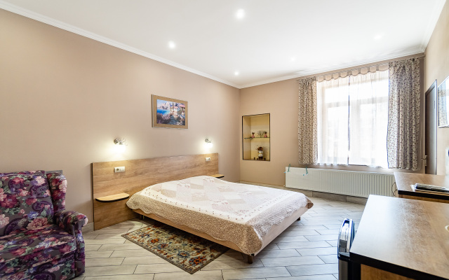 Rahil Guest House
