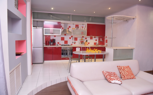 Апартаменты Sutki VIP на Володарского