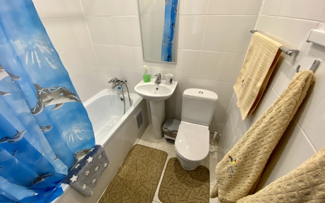 38 Popugaev Guest House