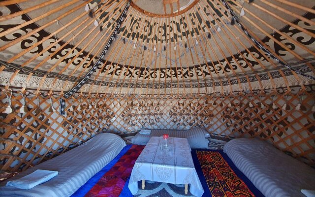 Agat Yurt Camp Glamping