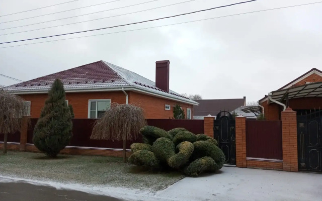 Yanina Guest house