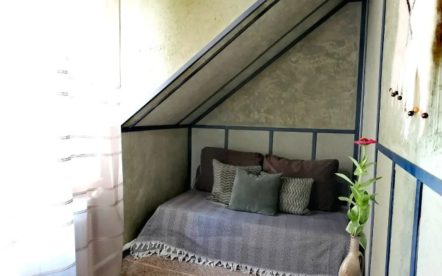 Oreshek Guest House