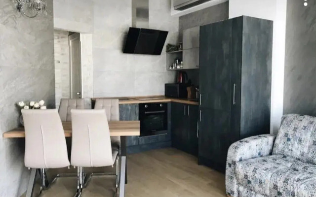 Na Krymskoy 89 (489) Flat