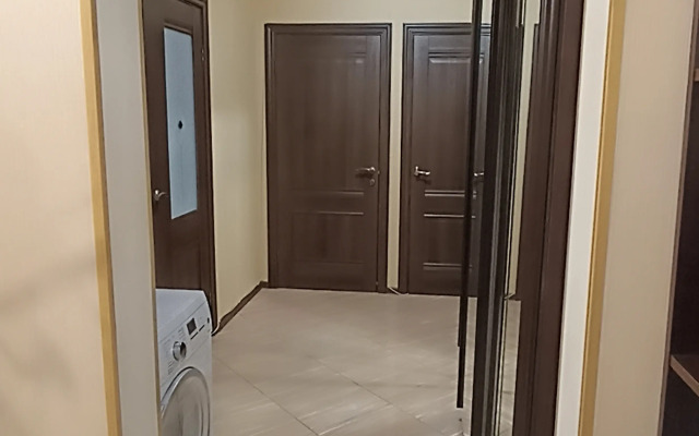 Ryadom s metro Flat