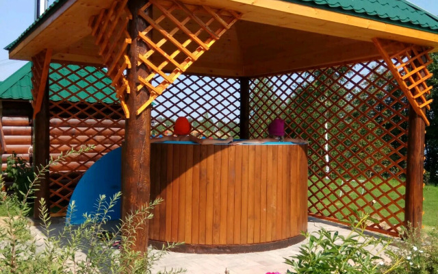 Частный дом коттедж с пятью комфортабельными спальнями