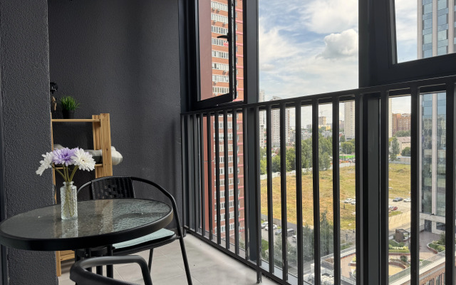 novaja Atmosfera Sna so vsemi fishkami u Chicago Flat