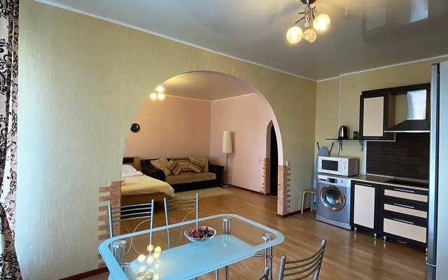 Апартаменты На Братьев Кашириных