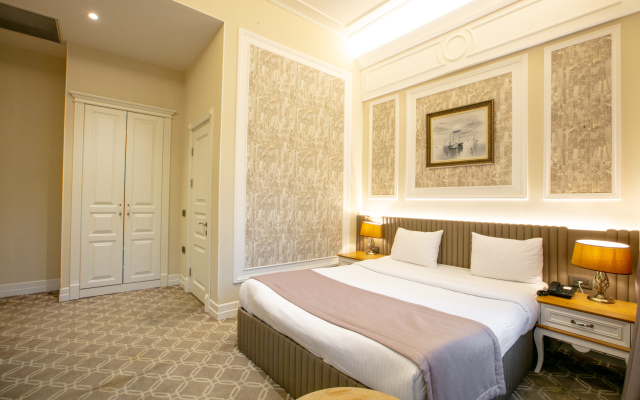 Theatrum Hotel Baku