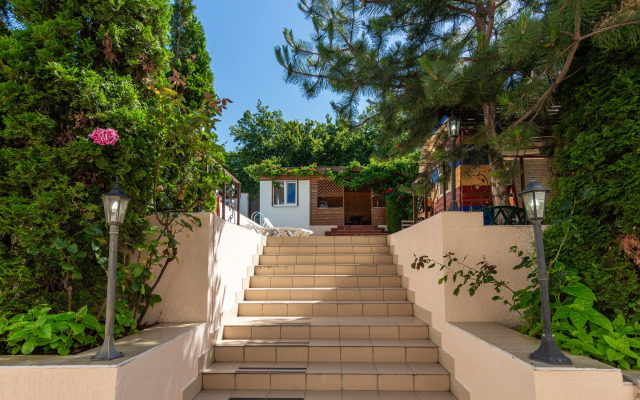 Semeyny Guest house