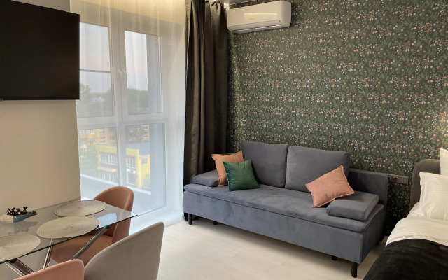 Na Inzhenernoy ulitse 8 Flat