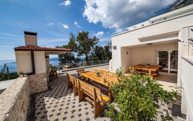 Prestige Villa Guesthouse