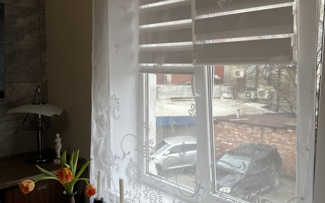 Uyutnaya Studiya U Ploschadi Pobedy Flat