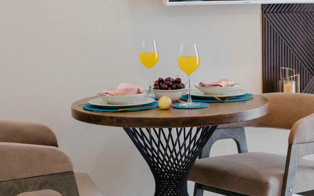 Sovremennaya Uyutnaya Studiya V Zhk Biznes-Klassa Letniy Flat