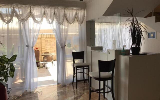 Dana Hotel