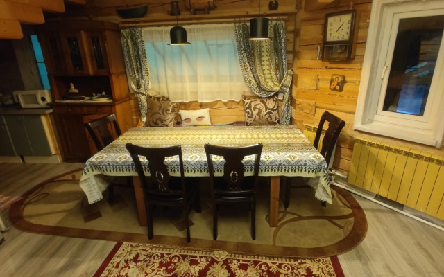 Vintazhny Dom Guest house