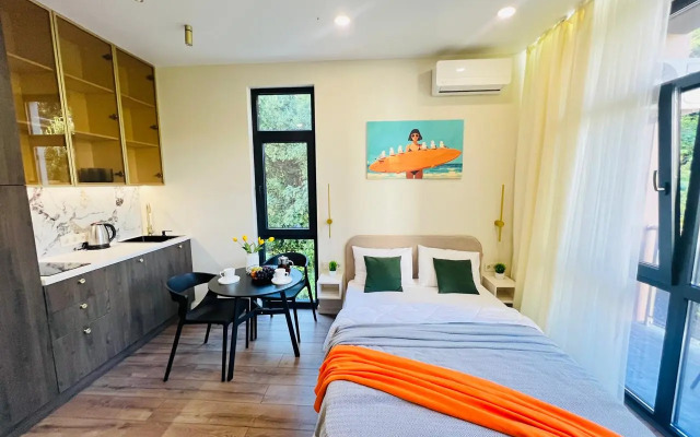 S Balkonom I Basseynom Na Territorii Apartments