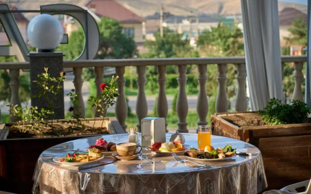 Garden Hotel & SPA