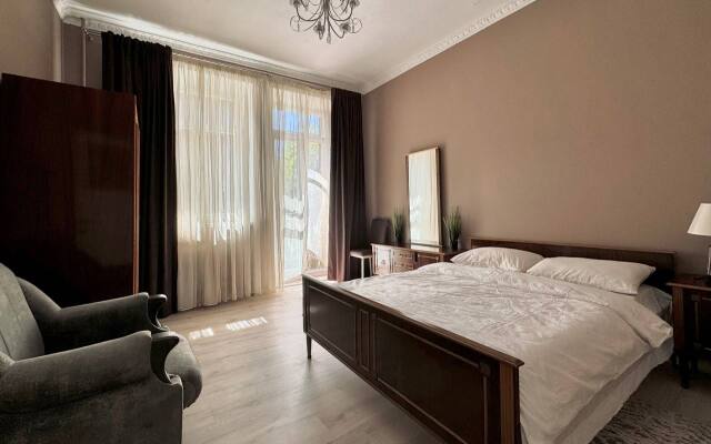 Apartamenty Shikarnaya Uyutnaya Treshka Vozle Ploschad Pobedy