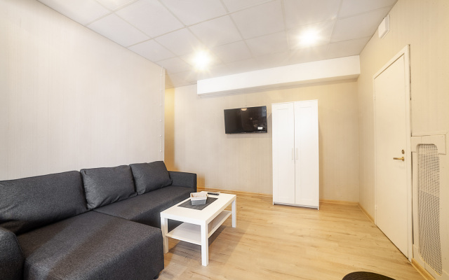 V Tsentre Goroda Apartments