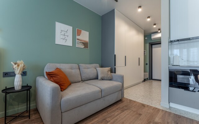 Gorykiy 2 Apartment