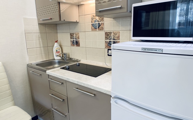 Na Bogdana Khmelnitskogo 13 Apartments