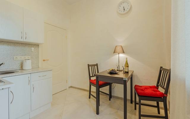 Квартира у Казанского Собора с Камином