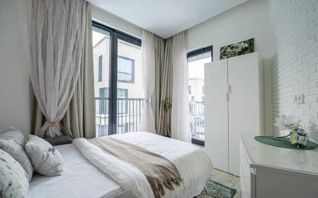 Okhta Park Adventure S Dvumya Spalnyami Apartments
