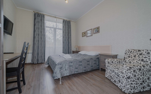 Отель Априори