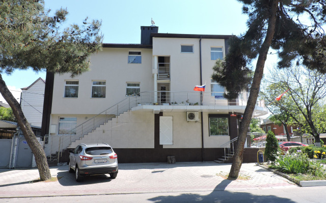 Natali Apartments