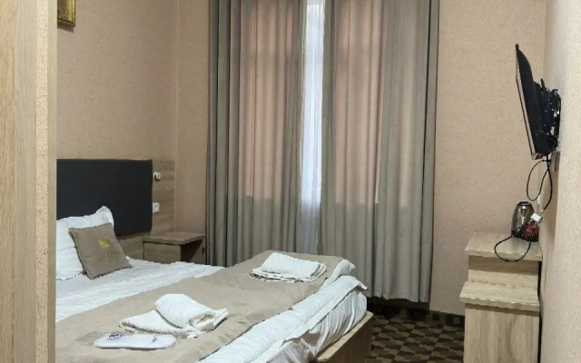 Safo Hotel