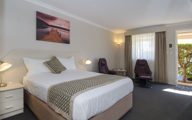 Quality Inn Railway Hotel