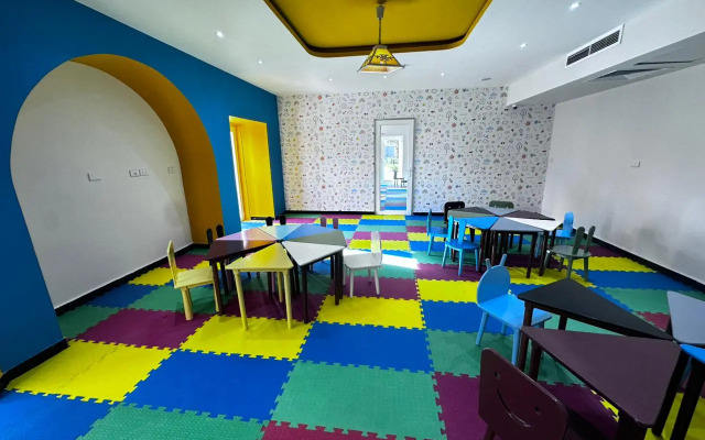 Seven Seas Jolie Bay