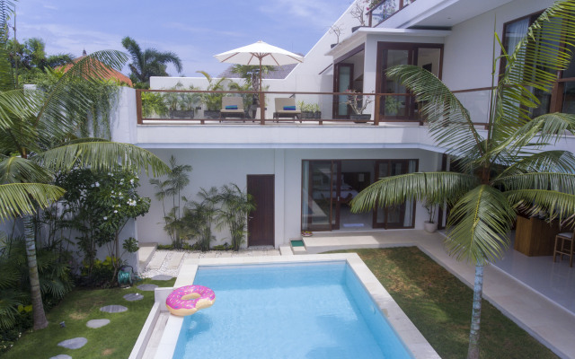 Trendy Villa with Private Pool