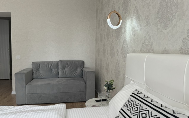 C Krasivym Remontom Flat