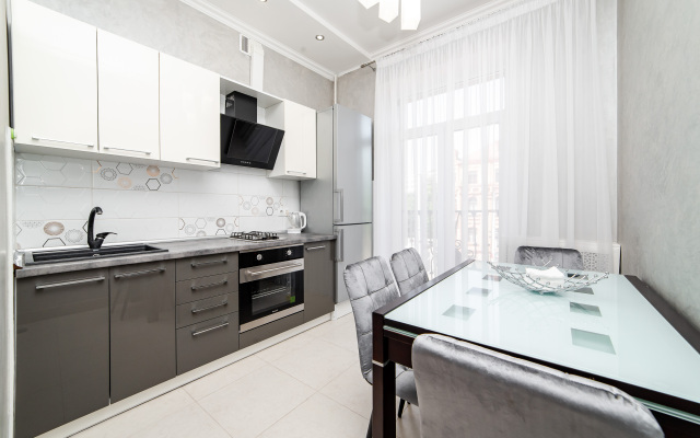 S dvumya spalnyami na Sverdlova Apartments