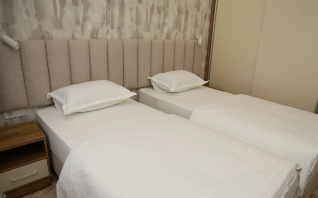 Clouds Hotel