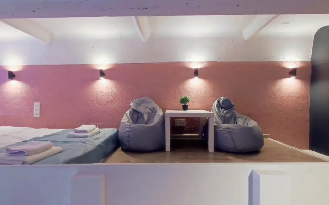 Like 914-1 Apartment