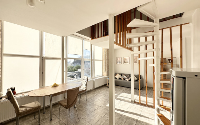 Апартаменты Уютные Двухуровневые 72 м2 в Центре Москвы